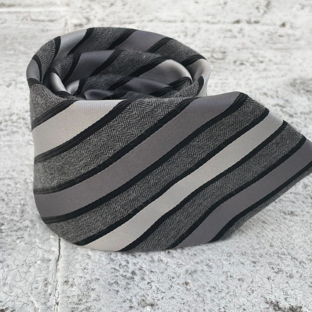 George Men Tie Black/Gray Tone Striped Necktie - Picture 2 of 7